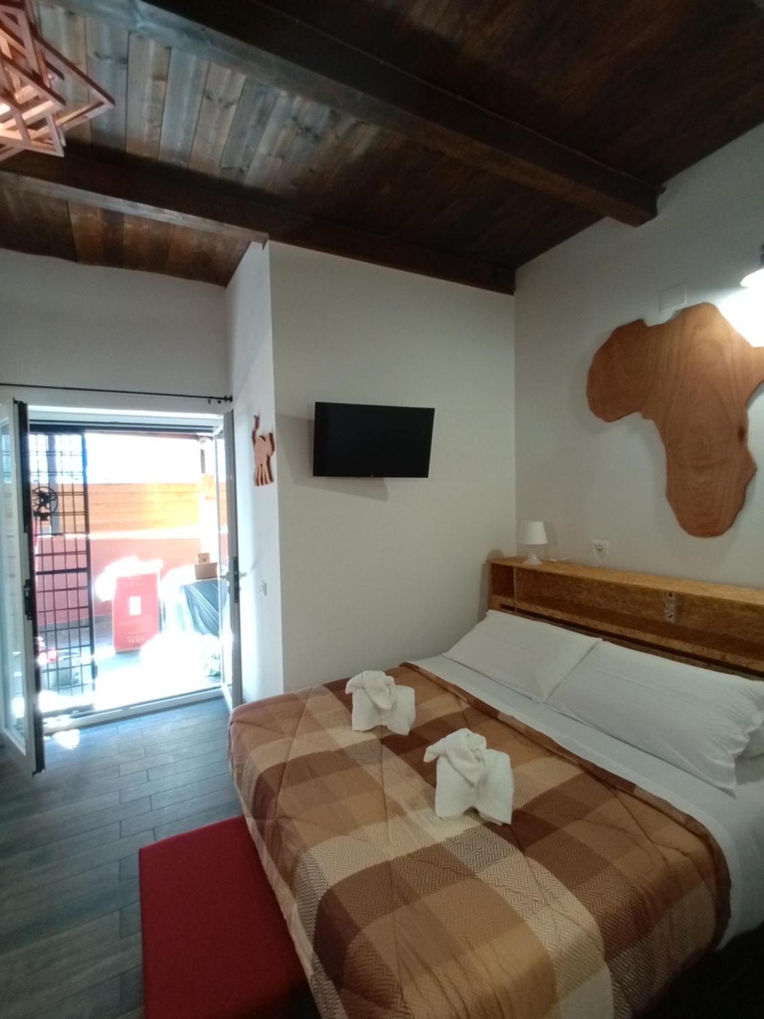 Big Mama Jungle Rooms Terracina Szoba fotó